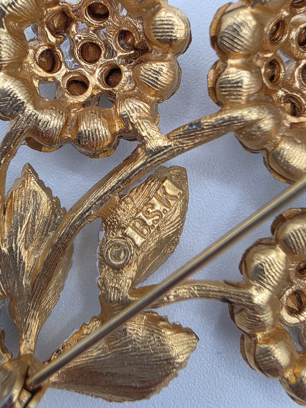 Gold-Tone Floral Cluster Brooch with White Enamel Petals - Picture 5 of 14